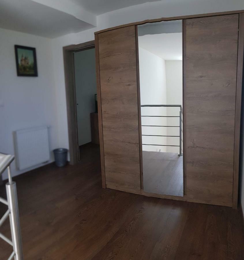 Vip Apartmany Zabnik Prievidza Εξωτερικό φωτογραφία